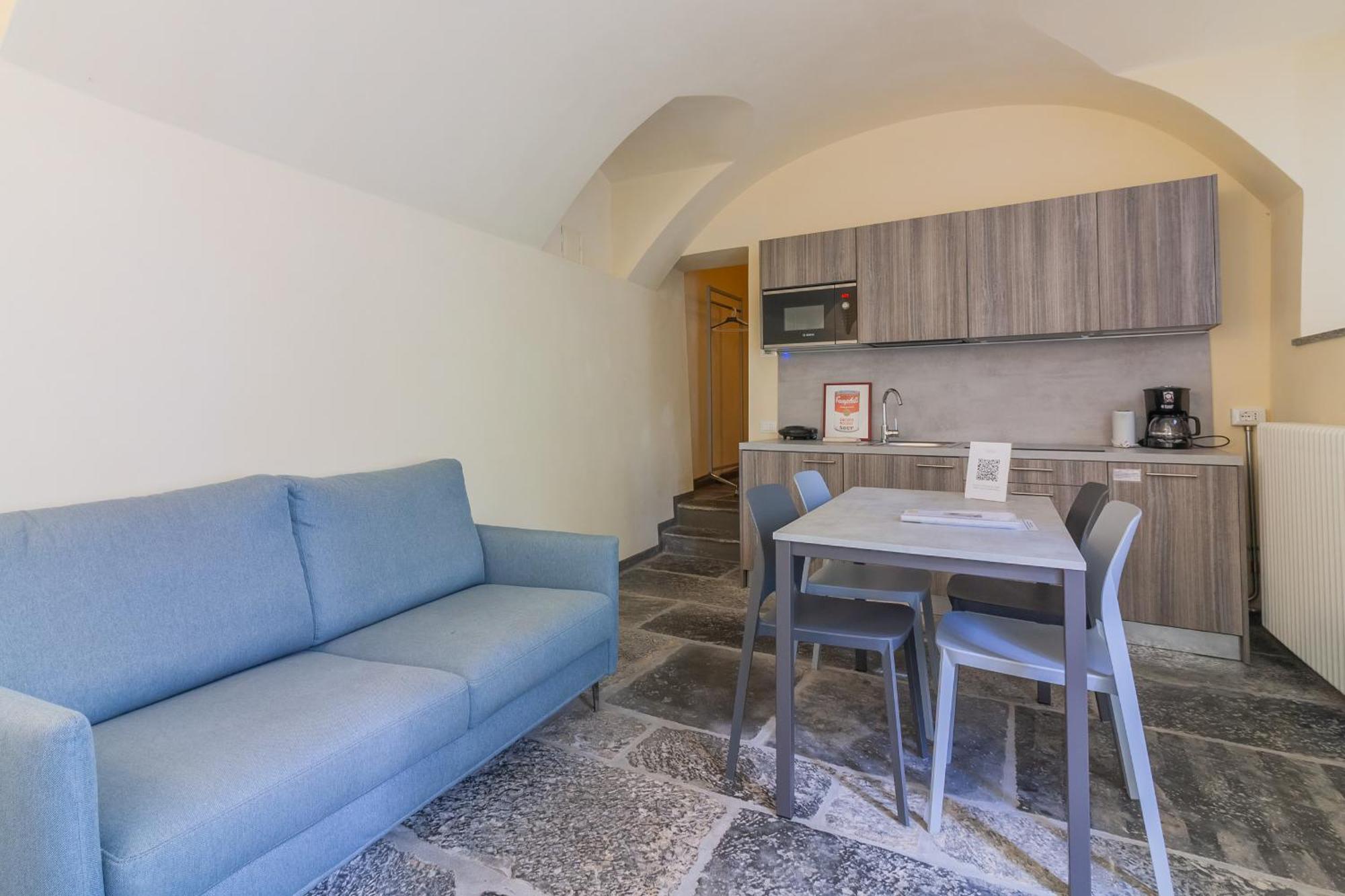Tiny Duke Apartment Варенна Екстер'єр фото